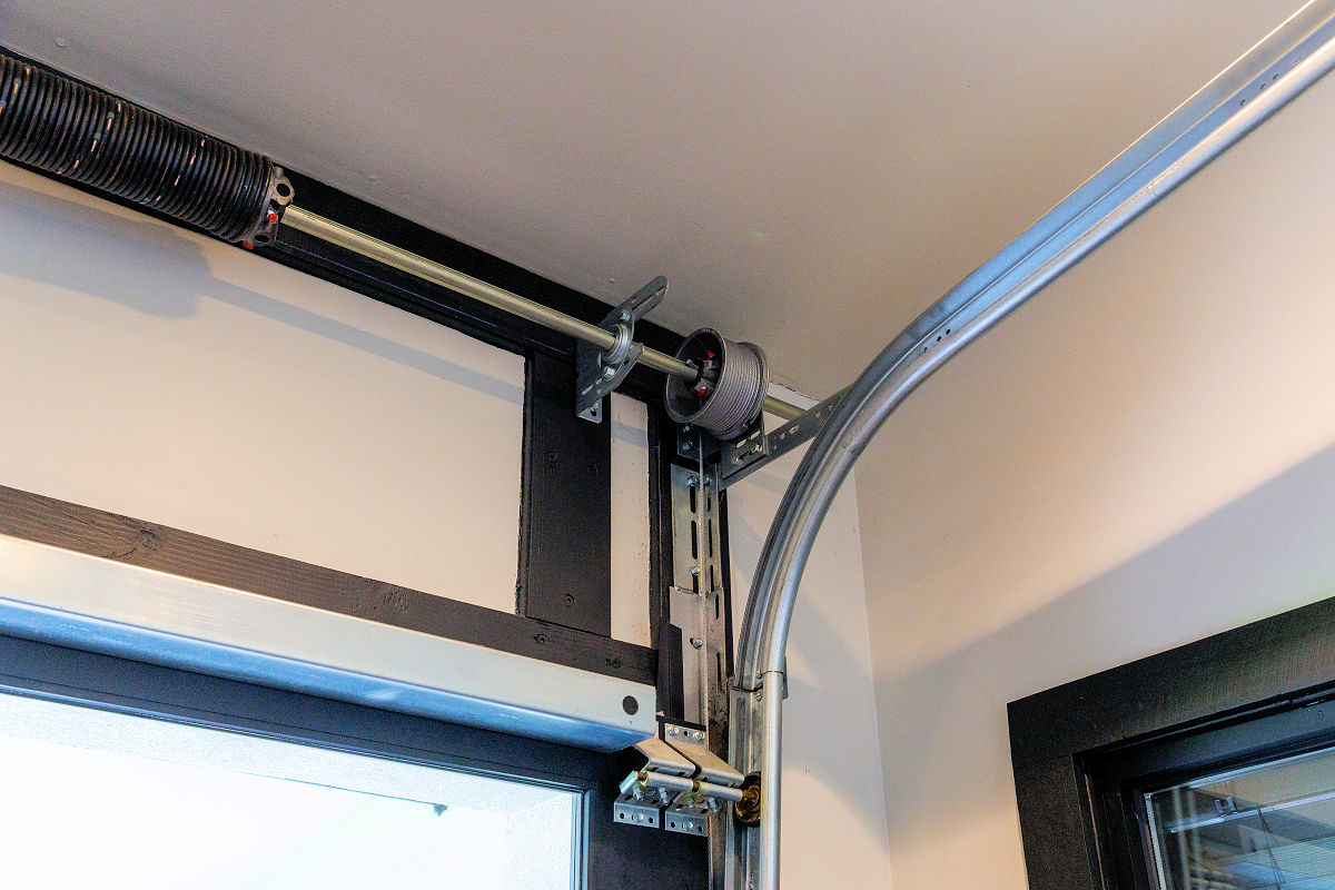 Durable Hinges and Rollers with Insulated Rails and Stiles