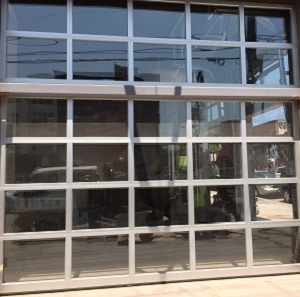 sound-reducing-glass-for-commercial-garage-doors-in-new-york-body